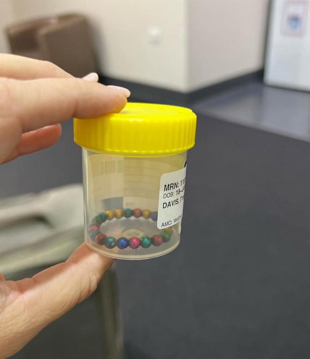 Dziecko połknęło kulki magnetyczne