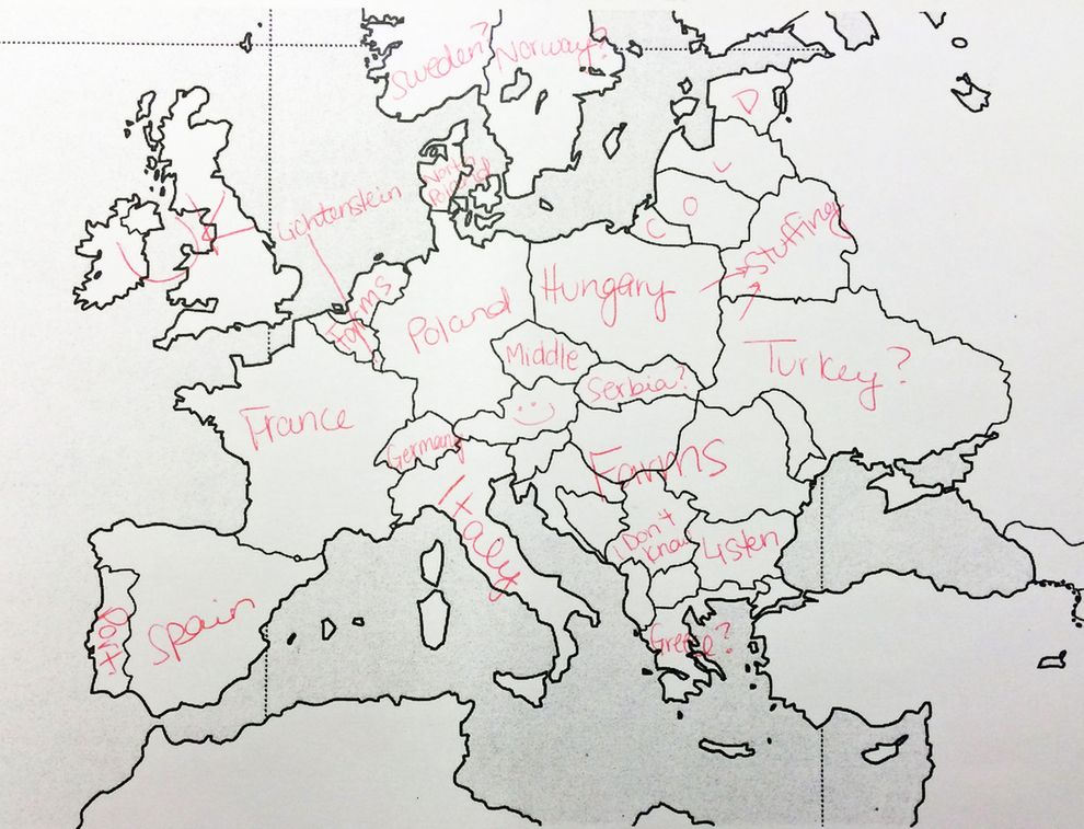 Amerykanie podpisują kraje na mapie Europy