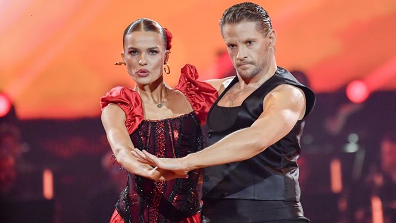 Sebastian Fabijański i Julia Suryś