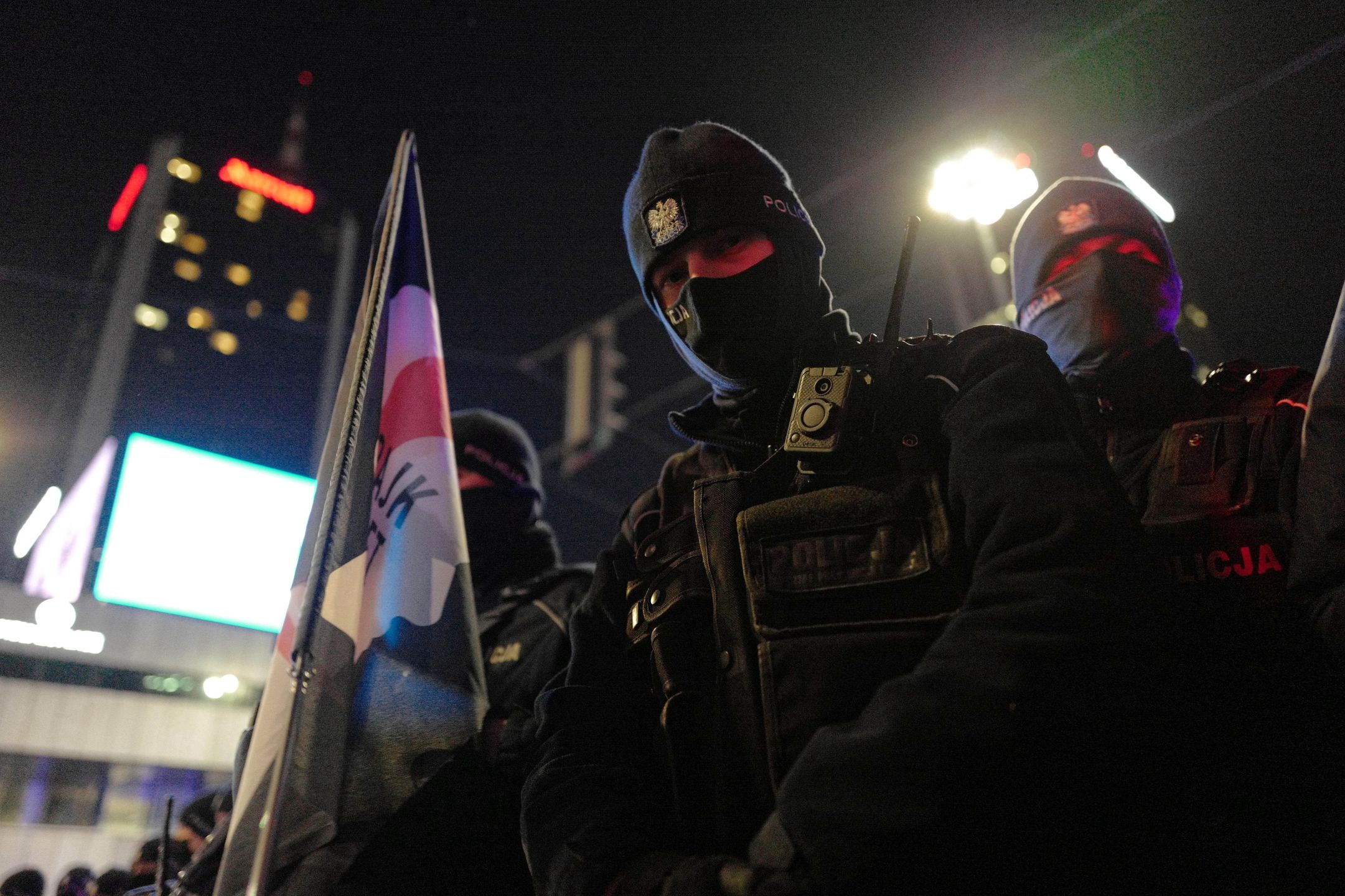 Policja podczas demonstracji na 8 marca