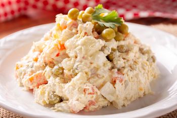 Jest bardzo podobna do jarzynowej, ale tysiąc razy lepsza. Na Boże Narodzenie zachwycę wszystkich pomysłem