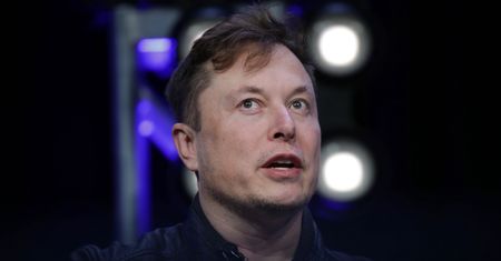 Elon Musk nielegalnie otwiera fabrykę. Miliarder jest "gotowy na areszt"