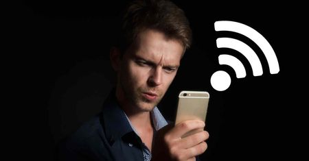 Jak włączyć hotspot w iPhone? Na pewno przyda się w trakcie majówki