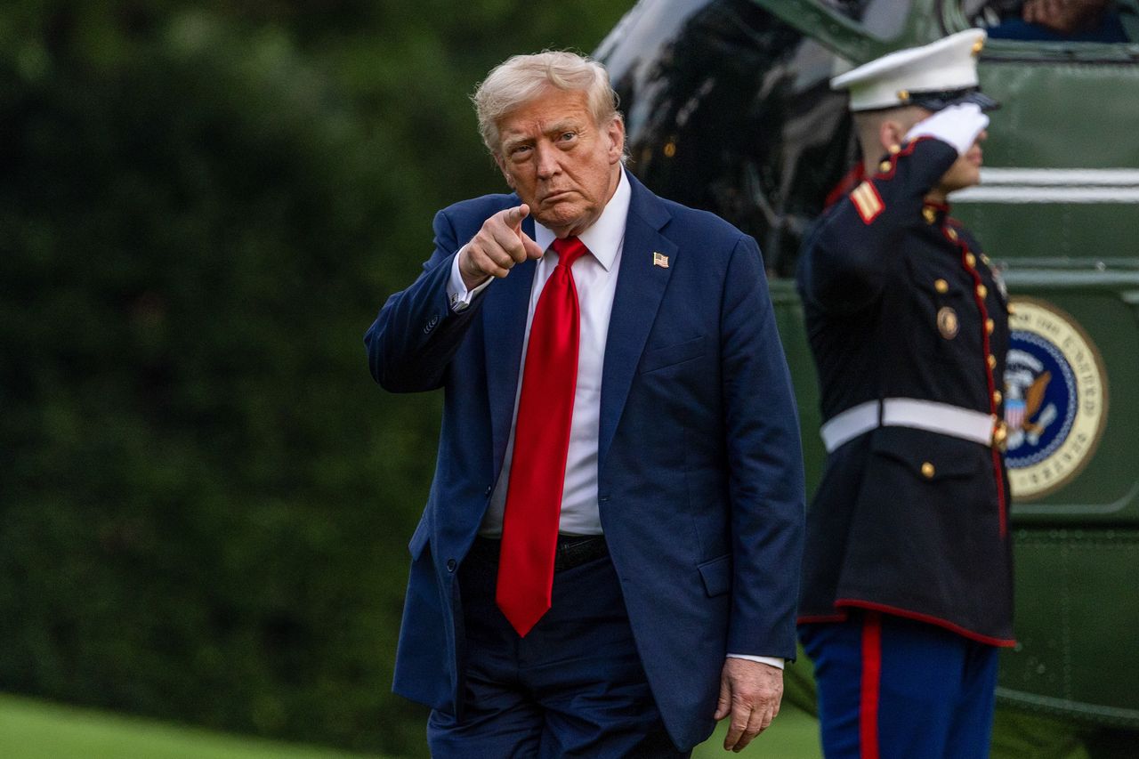 Donald Trump żąda odszkodowania. Chce 10 mld dolarów