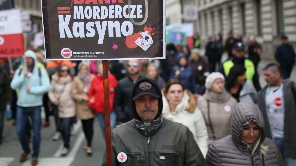 Frankowicze się nie poddają i odpowiadają na roszczenia wysuwane przez banki.