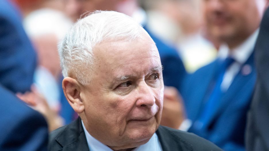 Hojne wynagrodzenie. Tyle zarobił kierowca Jarosława Kaczyńskiego
