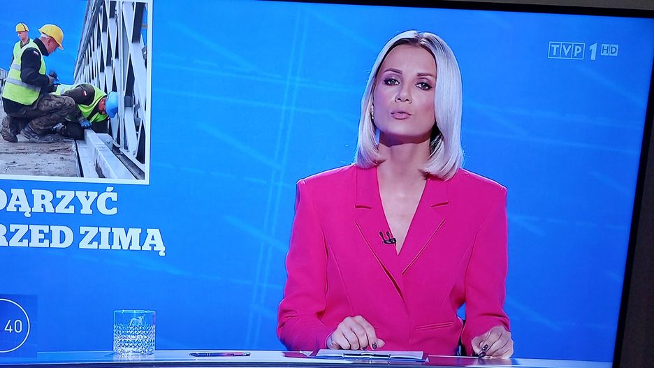 Błąd ortograficzny w "19:30"