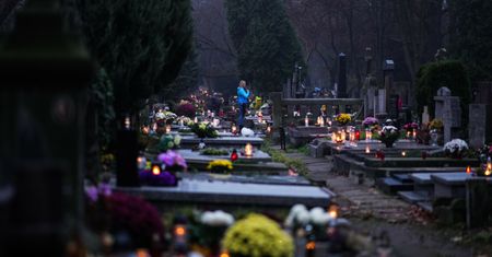 Tragedia na cmentarzu. Zmarła dzień po pogrzebie męża