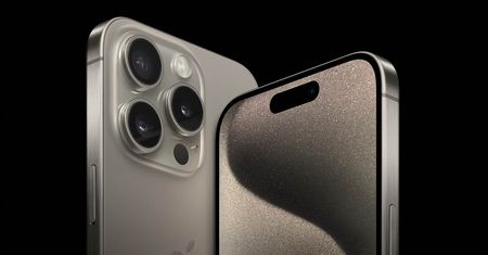 iPhone 15 i nowe BMW? To połączenie (póki co) nie jest najlepsze