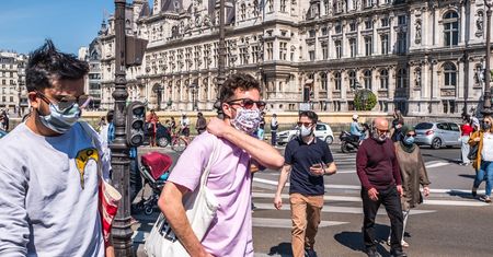 Pogoda zabije koronawirusa? Prof. Marcin Drąg udzielił jasnej odpowiedzi