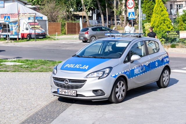 Kradzież pod galerią handlową