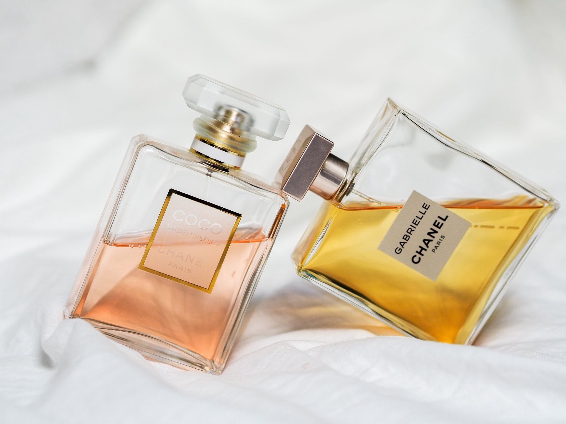 Markowe perfumy sporo kosztują, dlatego spraw, aby nie zwietrzały za szybko...