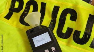 Pijany kierowca wjechał do rowu w Tomaszówku. Zatrzymał go świadek i wezwał opoczyńską policję