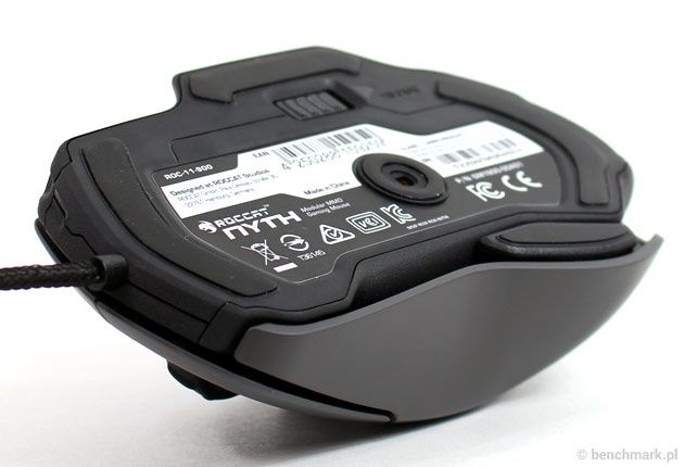 Roccat Nyth - rzut od spodu