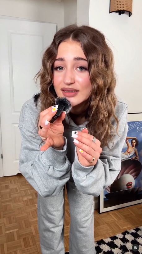 Influencerka pokazała ubrania ze sklepu Karoliny Pisarek