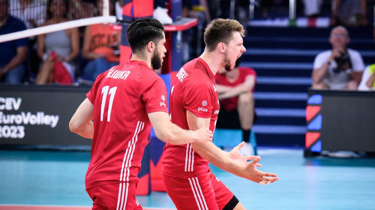 Materiały prasowe / CEV / Na zdjęciu: Aleksander Śliwka (z lewej) i Jakub Kochanowski