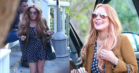 Uśmiechnięta Lindsay Lohan wychodzi z odwyku! (ZDJĘCIA)