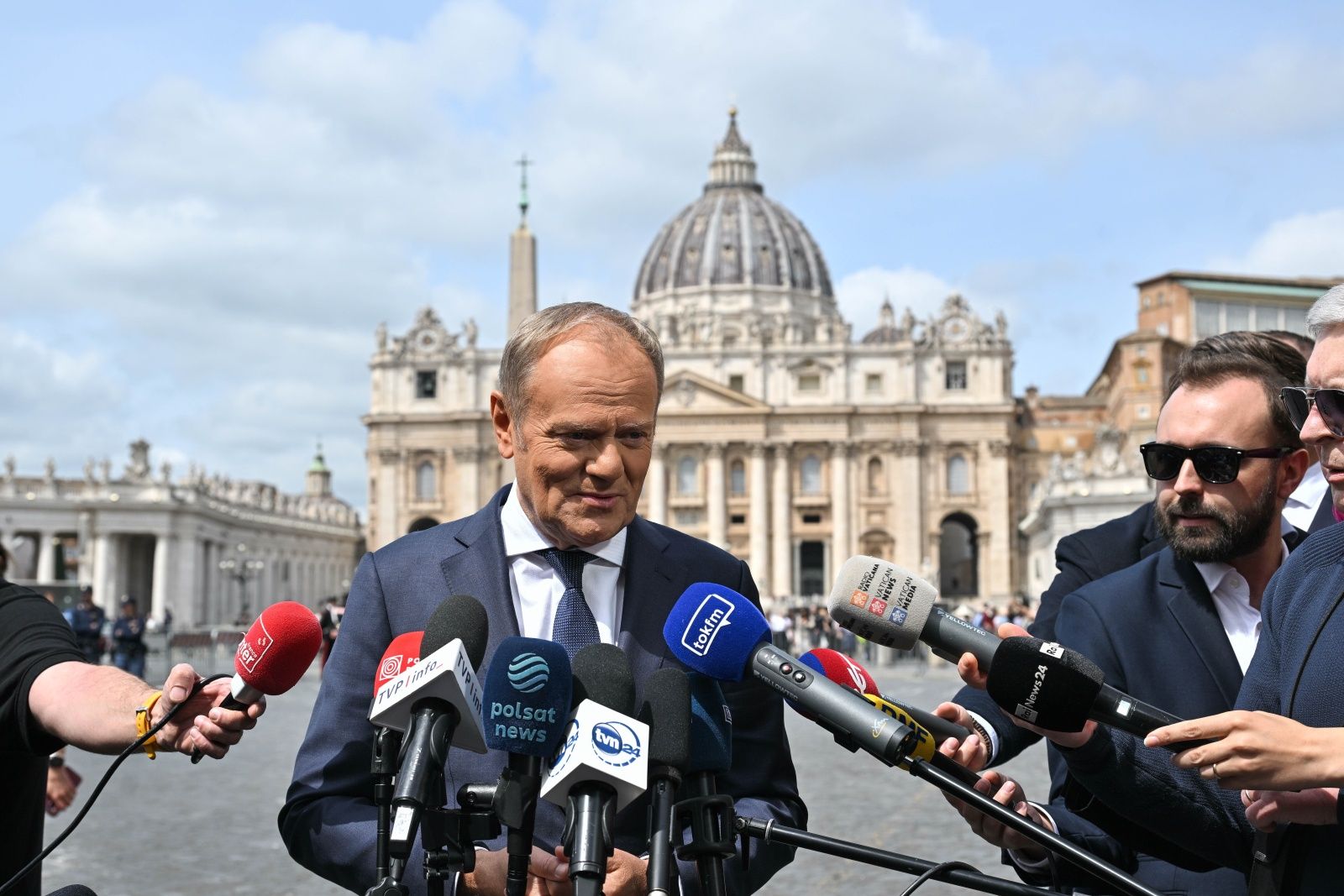 Tusk wrzucił zdjęcie z papieżem. "Potrzebuje solidarności"