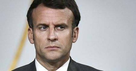 Francja. Punkty szczepień pękają w szwach. Wystarczyło słowo Macrona