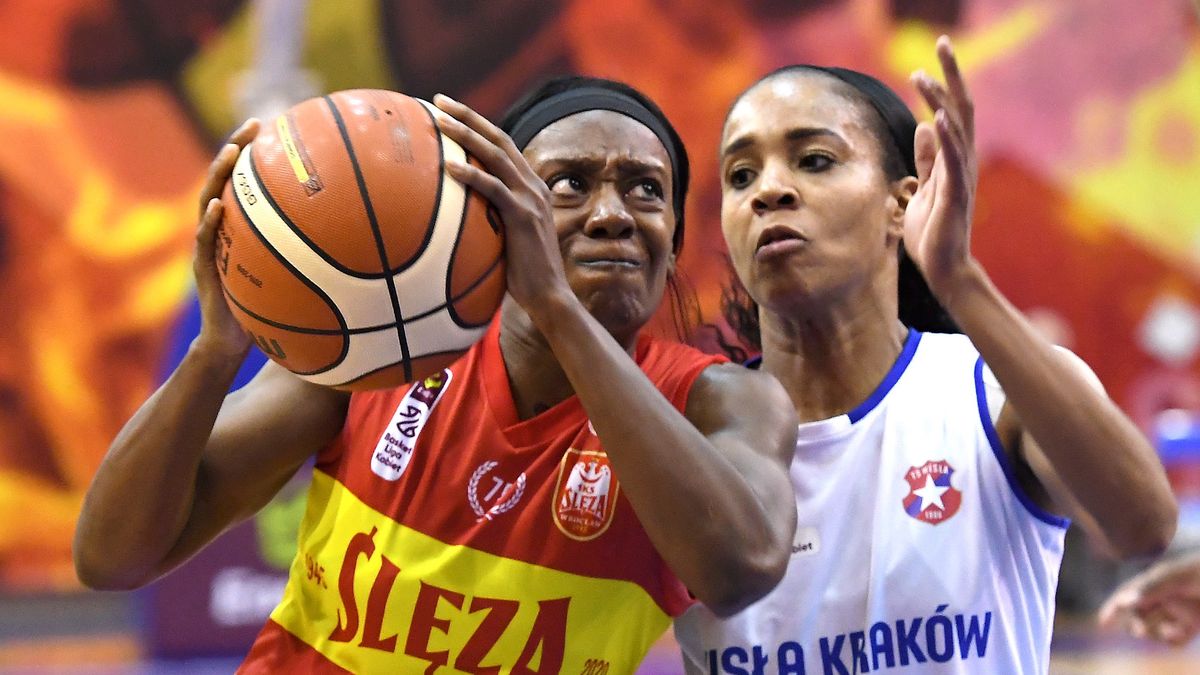 PAP / Jacek Bednarczyk / Na zdjeciu: Britney Jones i Chloe Wells