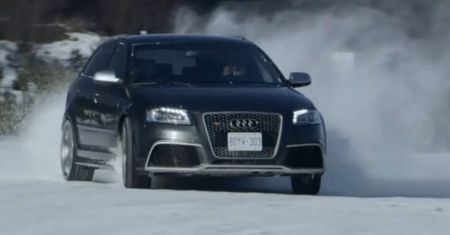 Zimowy drift Audi RS3 [wideo]