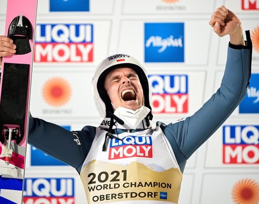 Zagraniczni dziennikarze patrzyli na Żyłę z niedowierzaniem