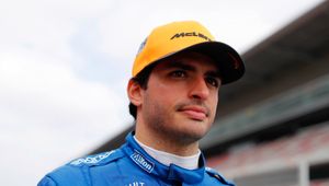 F1. Carlos Sainz nie będzie kierowcą numer dwa. Ferrari pozwoli mu walczyć o tytuł