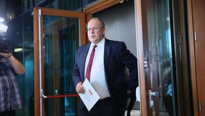 Jest reakcja PKOl-u na szokującą umowę. "Agresywna publicystyka"