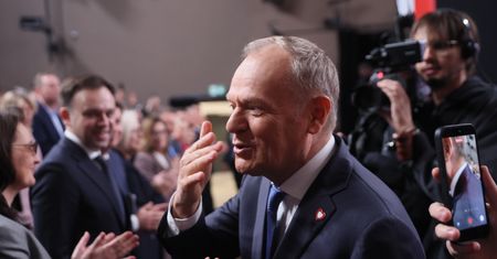 "Wspaniałe zwycięstwo". Donald Tusk entuzjastycznie o wynikach na Węgrzech