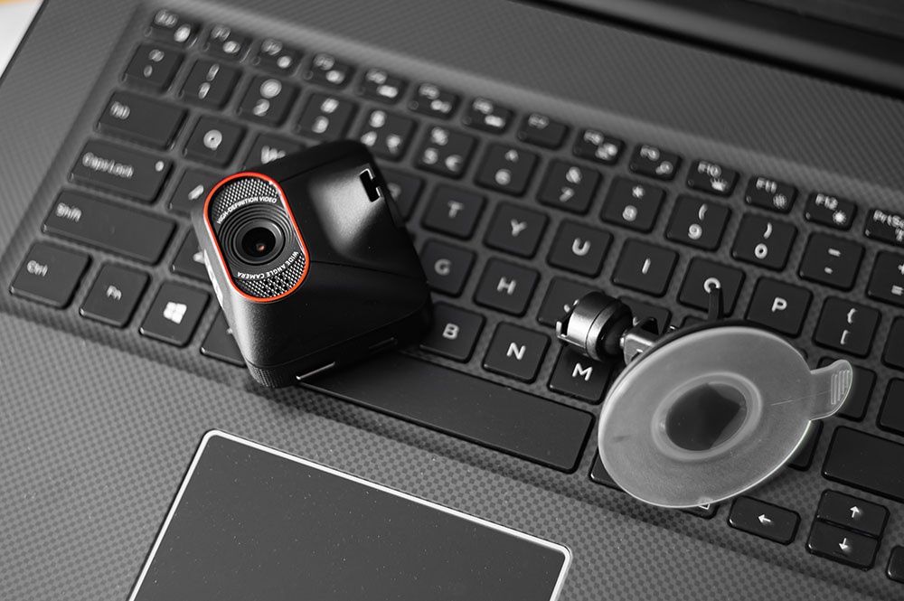 Mio MiVue C540 - z uchwytem