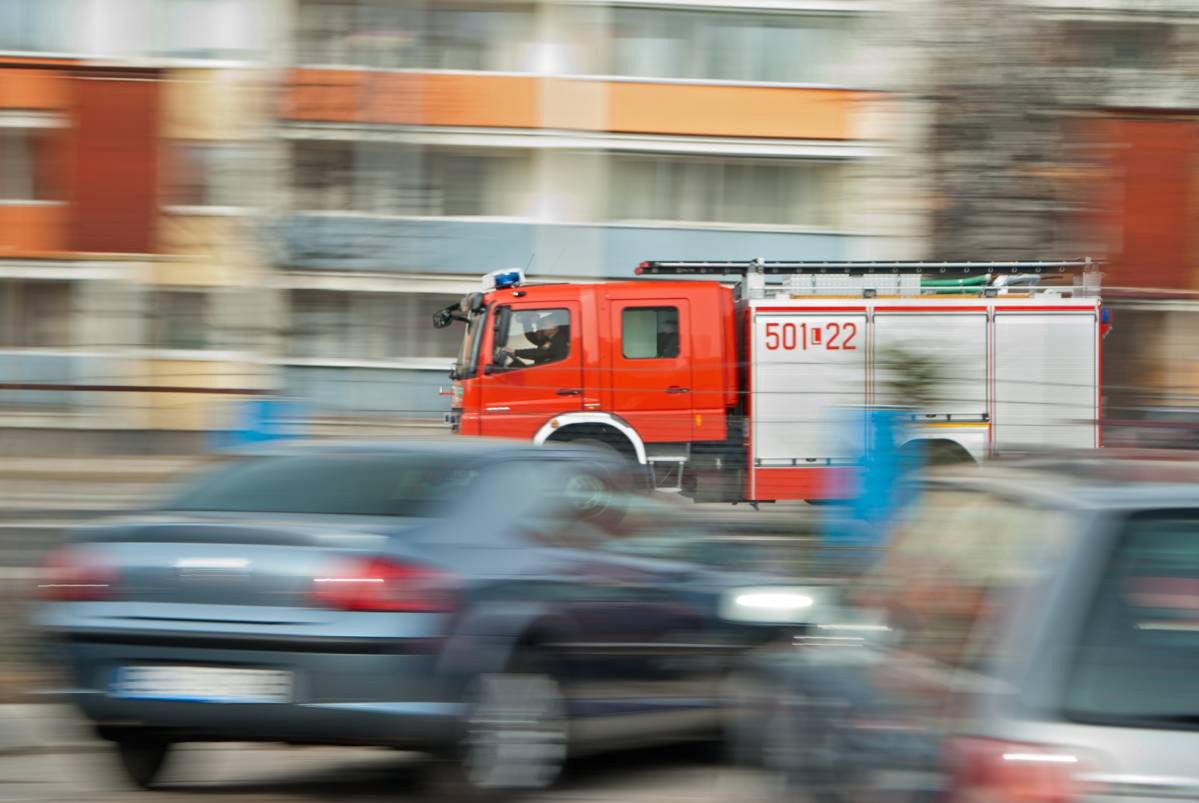 Pożar budynku mieszkalno-gospodarczego w Nowem Bystrem. Na szczęście nikt nie ucierpiał