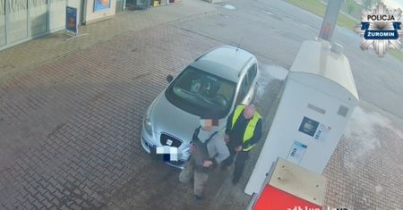 Zygzakiem po drodze wojewódzkiej, potem prosto do policyjnej celi. Pijany recydywista zatrzymany