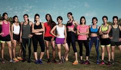 Aktywne sportowo Hinduski reklamują Nike (wideo)