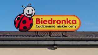 Biedronka od poniedziałku szaleje z promocjami. Na niektóre produkty nawet "5+5 gratis"