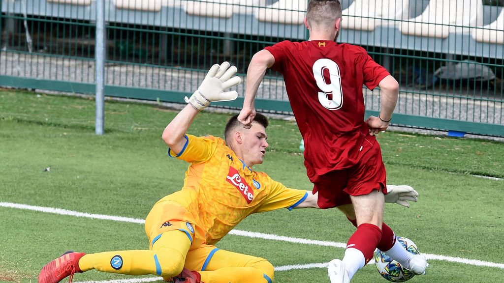 Getty Images / John Powell/Liverpool FC / Na zdjęciu od lewej: Hubert Idasiak