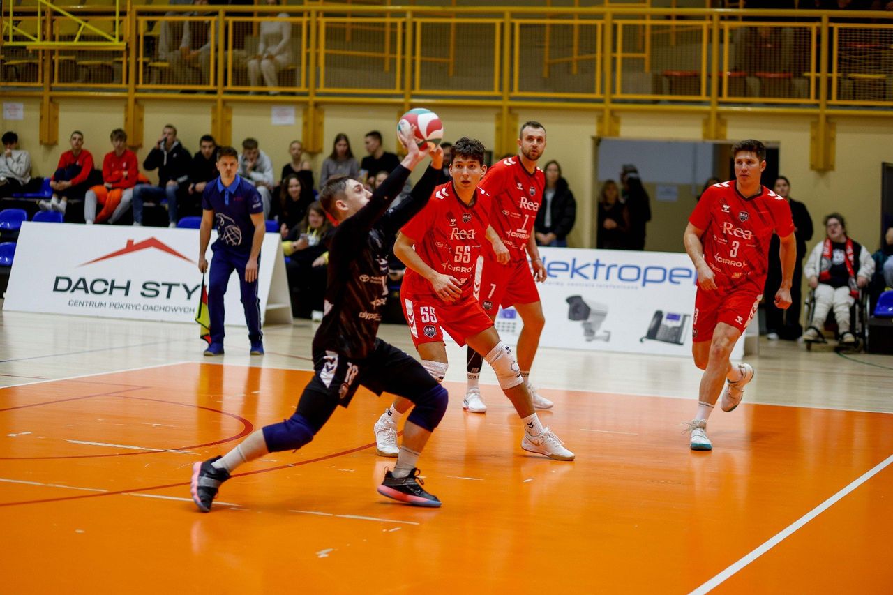 II liga siatkarzy: REA BAS Białystok - KKS Kozienice 3:1