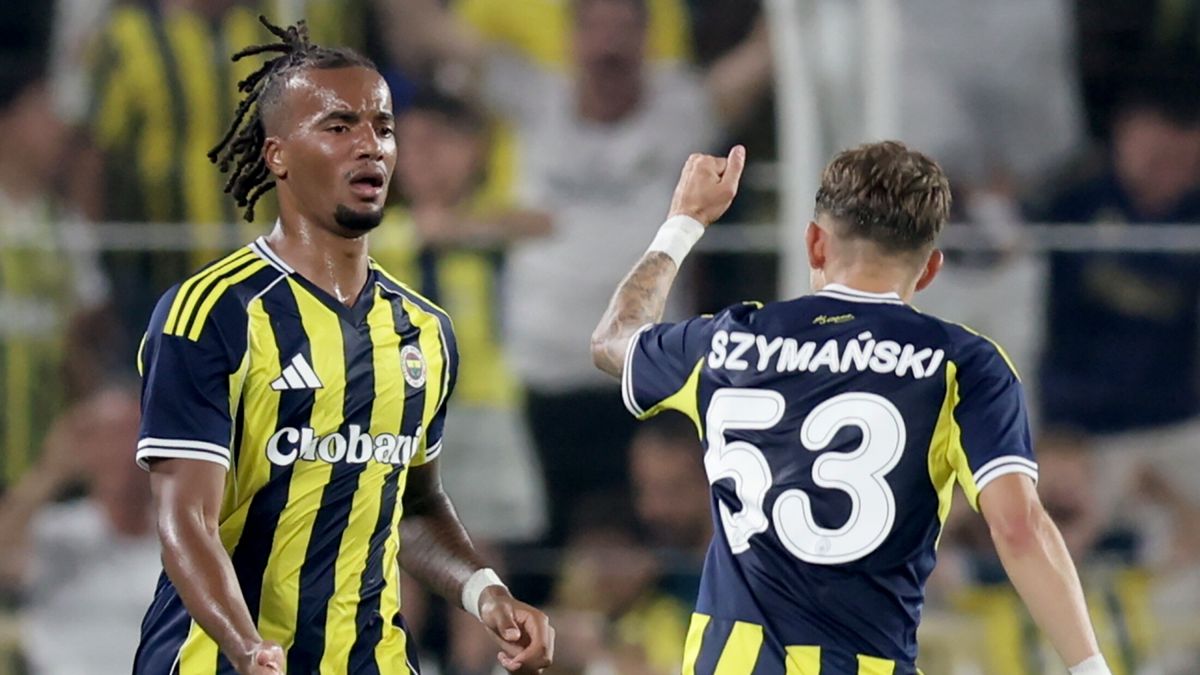 PAP/EPA / Erdem Sahin / Mecz eliminacji Ligi Mistrzów: Fenerbahce SK - Feyenoord Rotterdam