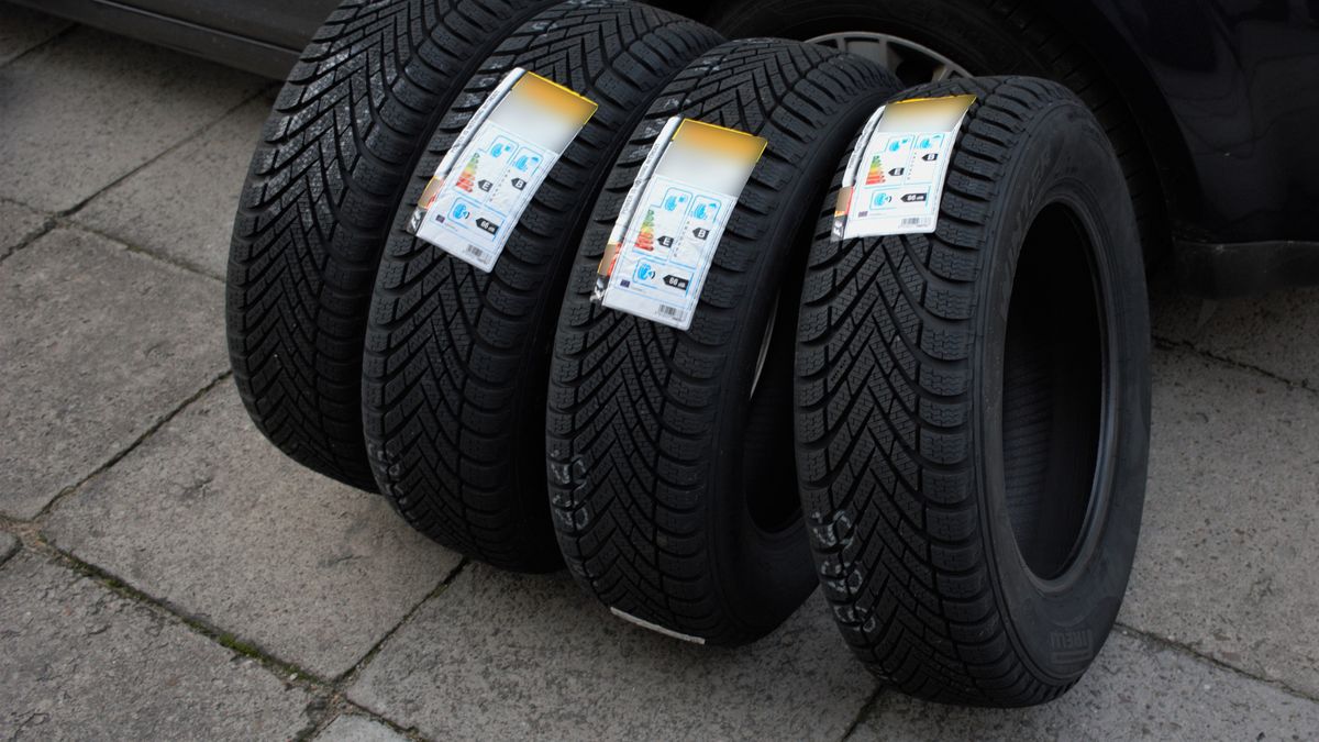 Opony z etykietami