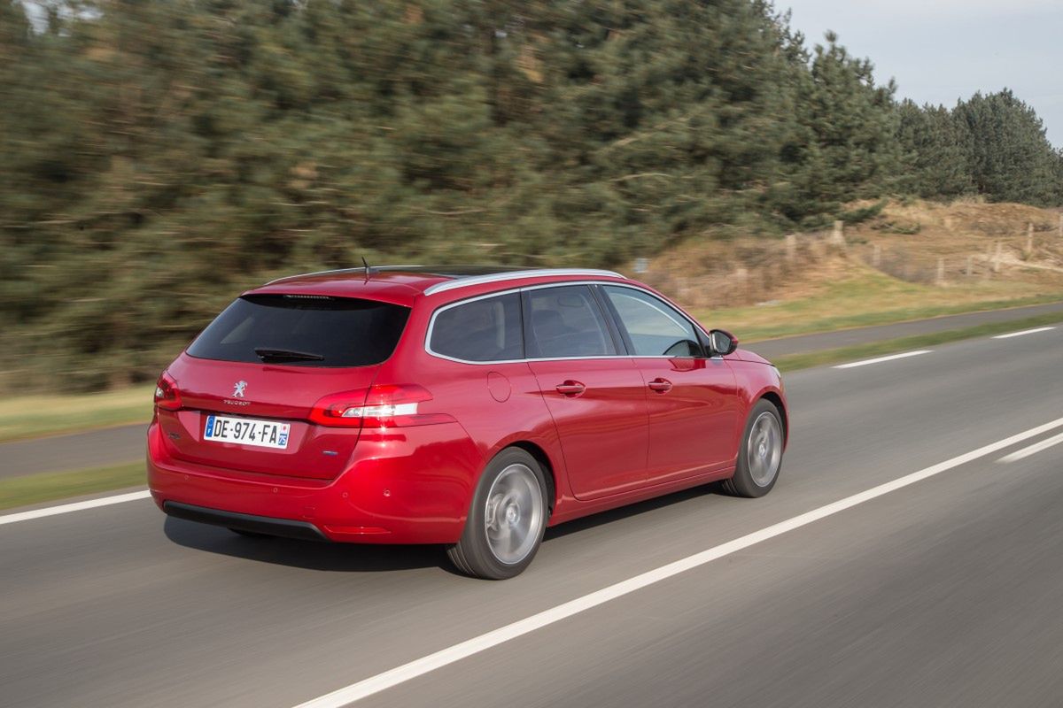 Peugeot 308 SW 1,2 e-THP 130 - pierwsza jazda [galeria] 35