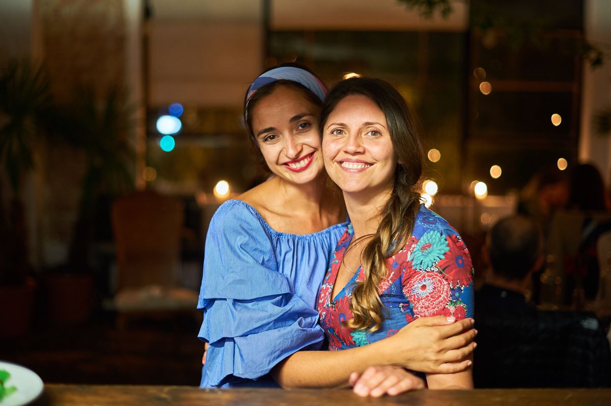 Alissa i Olia - pomysłodawczynie akcji "Cook for Ukraine"