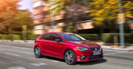 Seat Ibiza nigdzie się nie wybiera. Właśnie dostał nowy cennik i jest odrobinę droższy