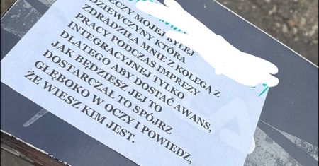 Odesłał rzeczy byłej dziewczynie. Kurier pokazał, co naklejono na przesyłce
