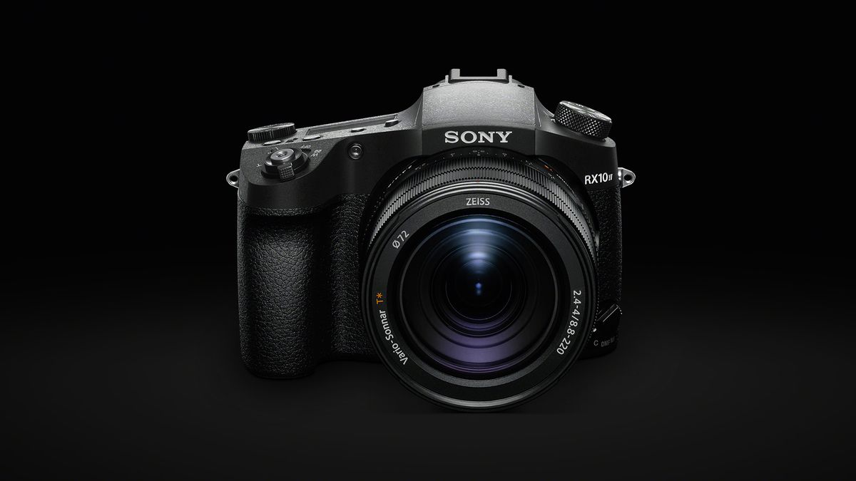 Sony RX10 IV - potężny zoom, szybki AF z detekcją fazy i aż 24 kl./s 1