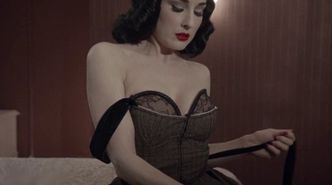 Dita Von Teese NAGRAŁA PIOSENKĘ! (WIDEO)