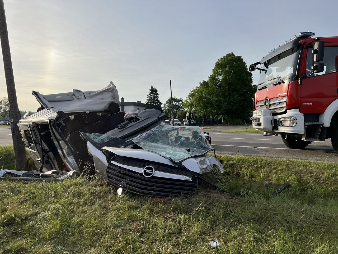 Zderzenie busa z ciężarówką. Zginęły dwie osoby