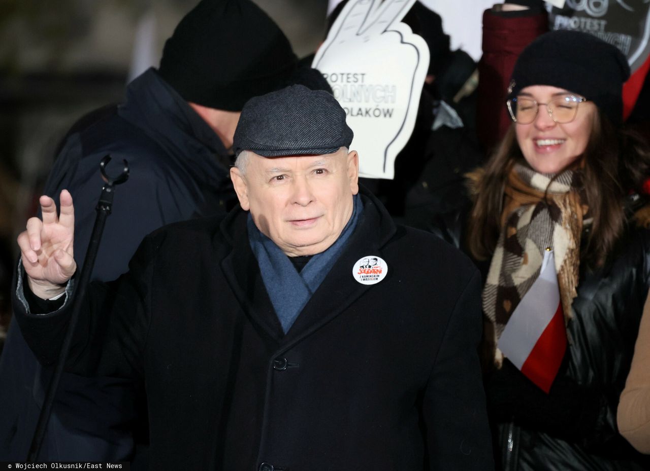 Kaczyński o euro w Polsce. "To atak na Bank Narodowy"