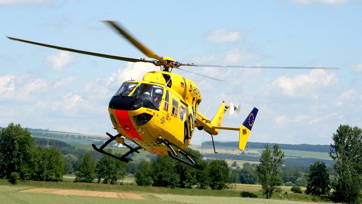 Policja interweniowała w sprawie 13-latka, który oślepiał laserem pilota śmigłowca Lotniczego Pogotowia Ratunkowego