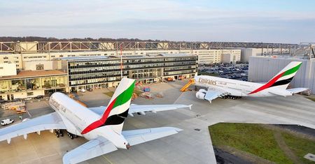 Linie Emirates z przyzwoitym zyskiem