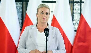 "Kobieta, nowa twarz". To te argumenty zaważyły o awansie Katarzyny Sójki na ministra zdrowia