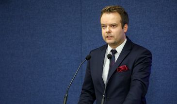 Zwrócił się z apelem do TVN-u. Nagły zwrot na konferencji